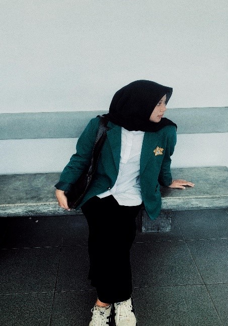 VIRNA MELISA
MAHASISWA FKIP OLAHRAGA USK
